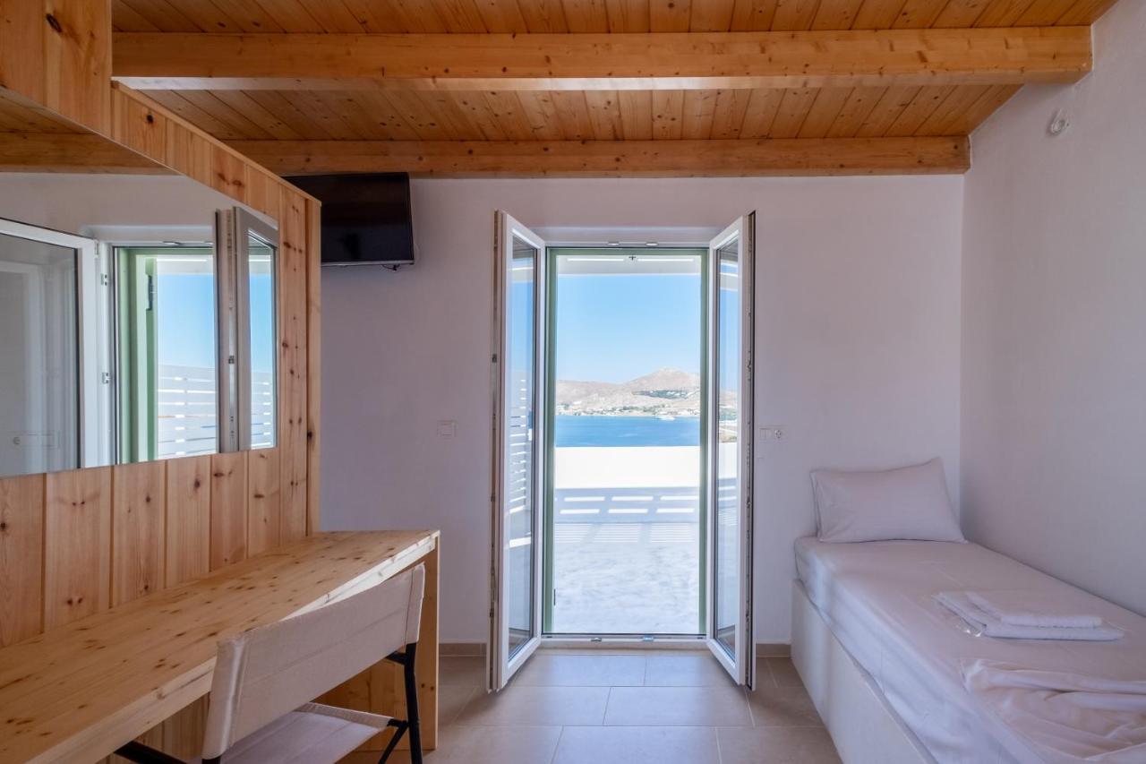 Lorenzo Studios And Suites Paros Naousa Exteriör bild