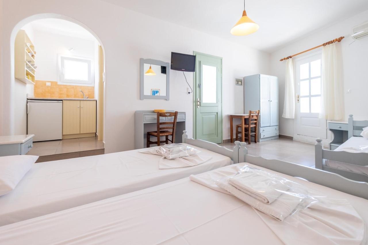 Lorenzo Studios And Suites Paros Naousa Exteriör bild