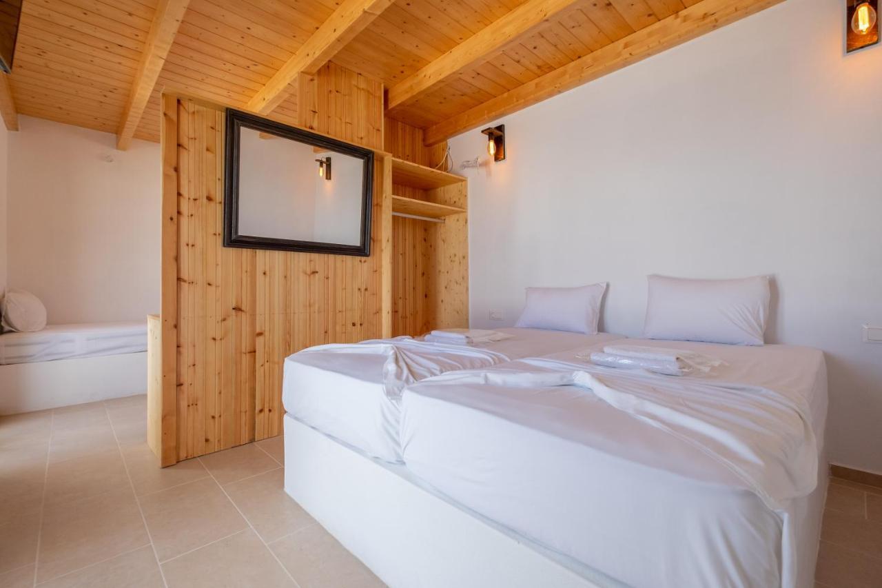 Lorenzo Studios And Suites Paros Naousa Exteriör bild