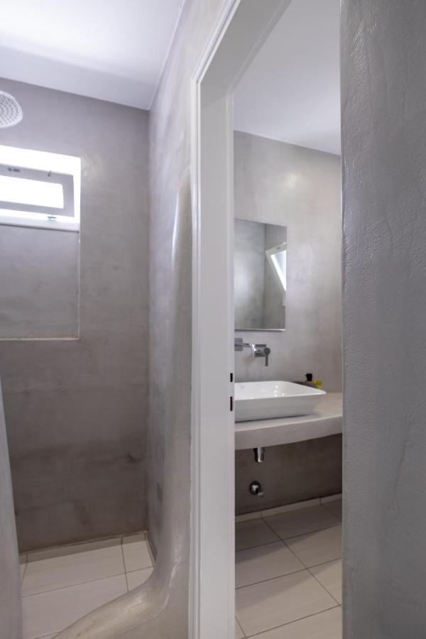 Lorenzo Studios And Suites Paros Naousa Exteriör bild