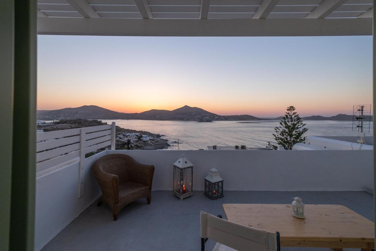 Lorenzo Studios And Suites Paros Naousa Exteriör bild