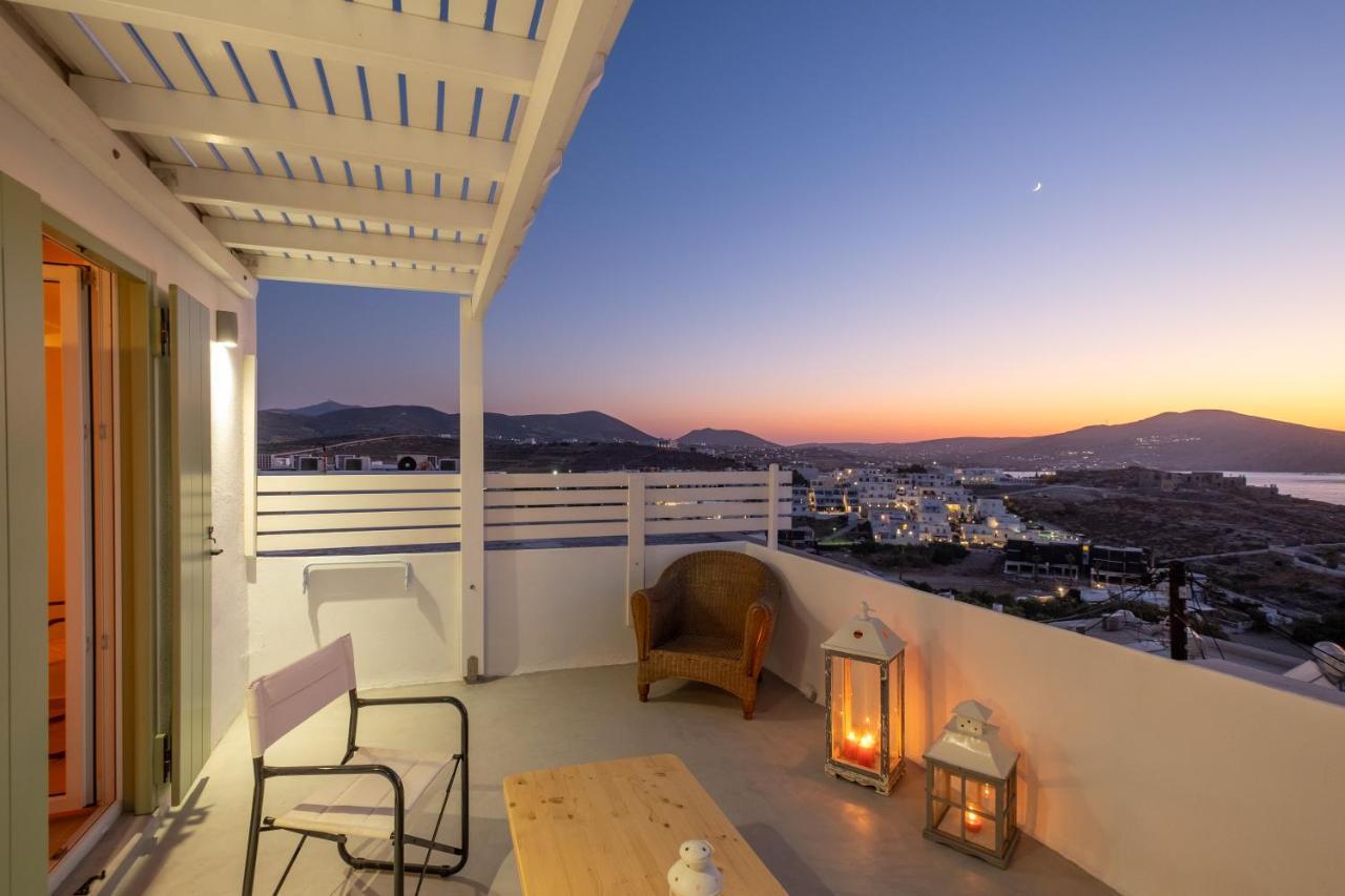 Lorenzo Studios And Suites Paros Naousa Exteriör bild
