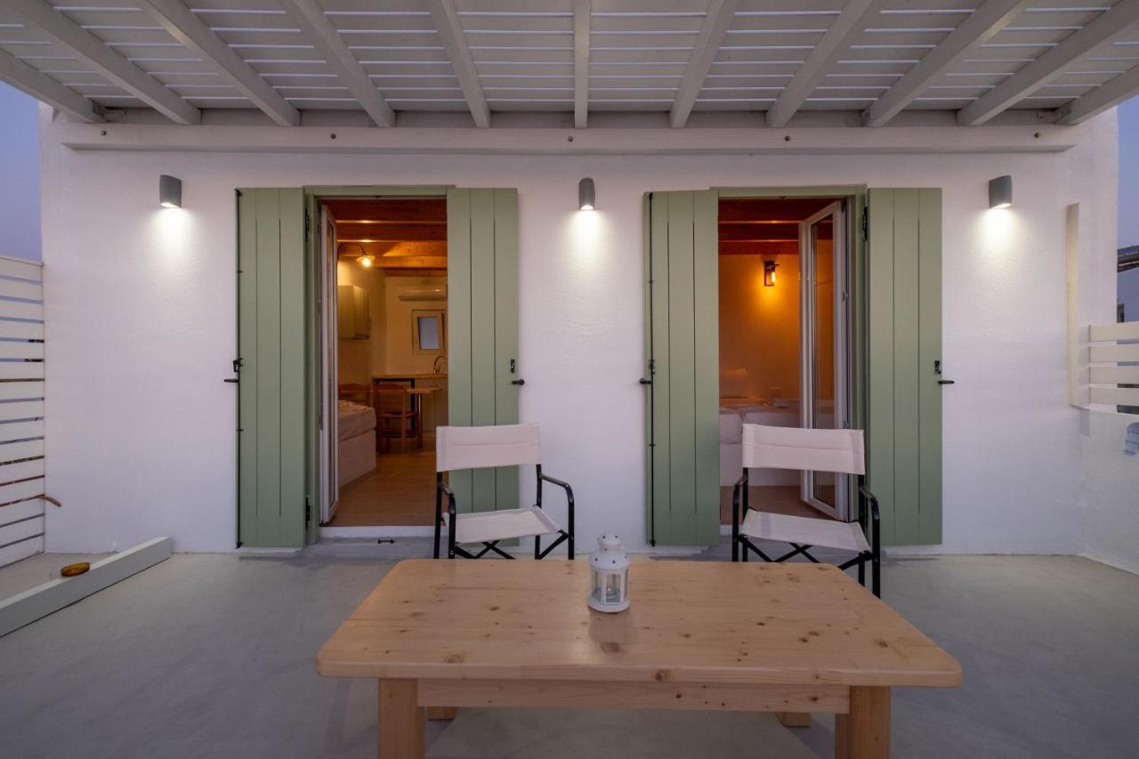 Lorenzo Studios And Suites Paros Naousa Exteriör bild