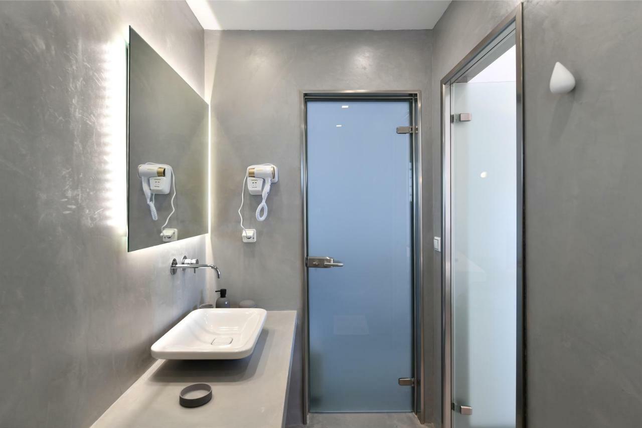 Lorenzo Studios And Suites Paros Naousa Exteriör bild